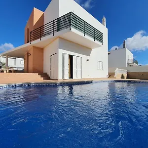  Villa Happy Family - Portugal